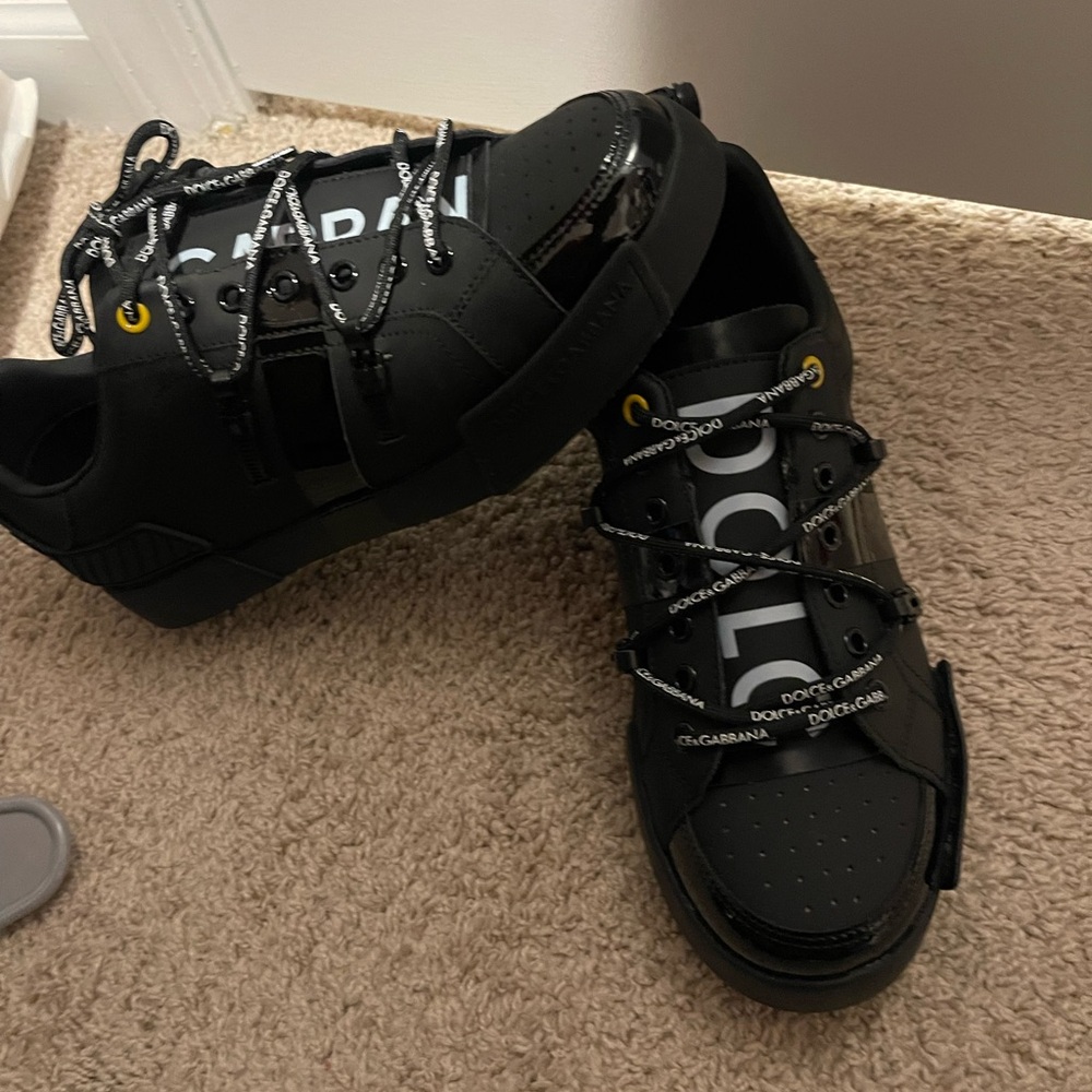 Dolce & Gabbana Black Sneakers with Glossy Accents